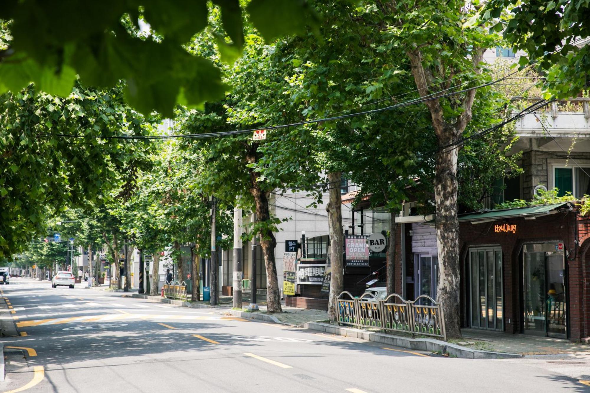 Отель Local Stitch Creator Town Seogyo Сеул Экстерьер фото